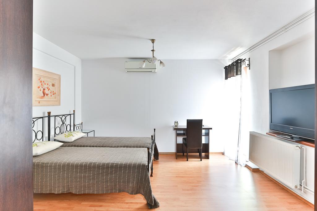 Vatra Accommodation Bucureşti Ngoại thất bức ảnh