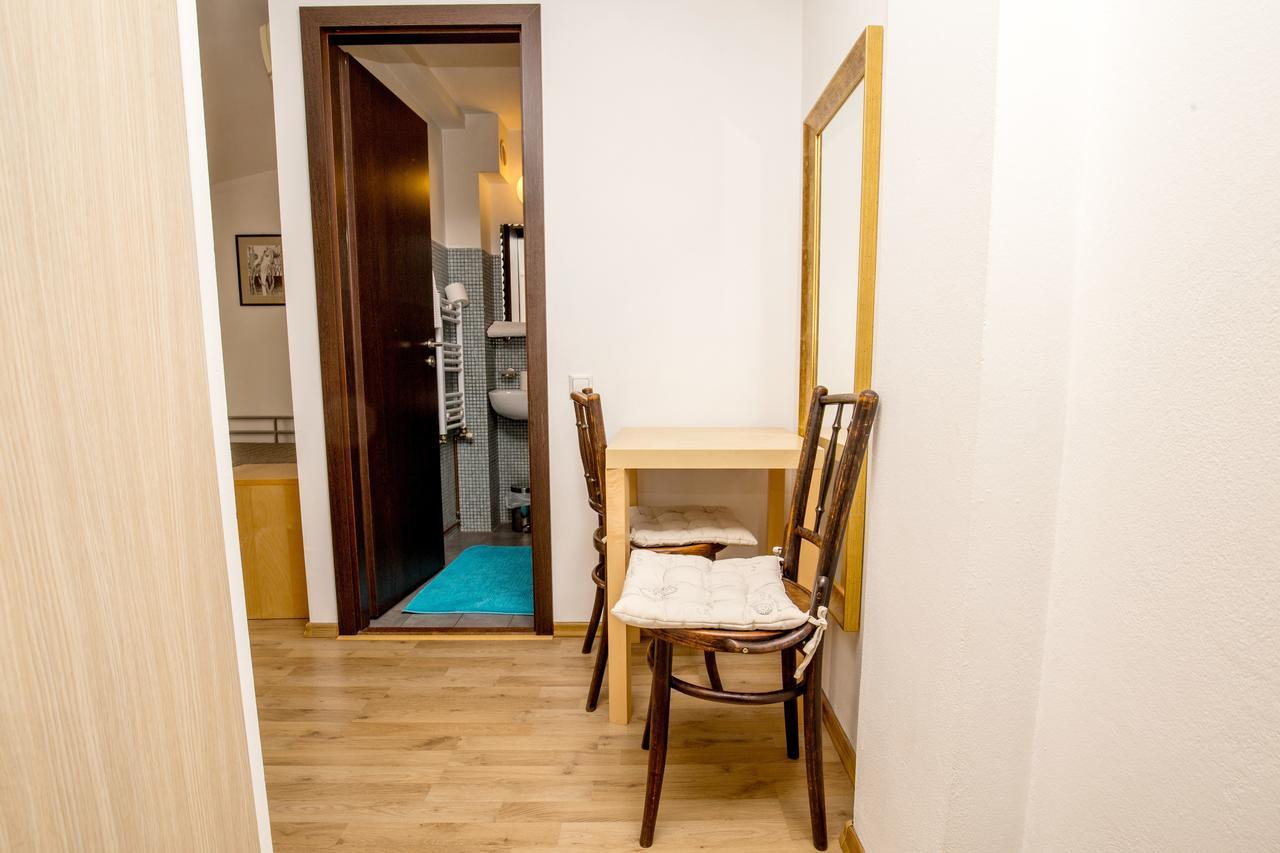 Vatra Accommodation Bucureşti Ngoại thất bức ảnh