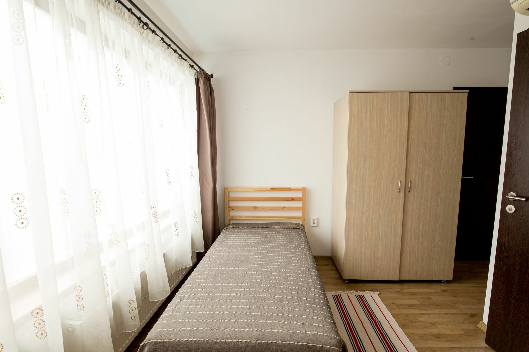 Vatra Accommodation Bucureşti Ngoại thất bức ảnh