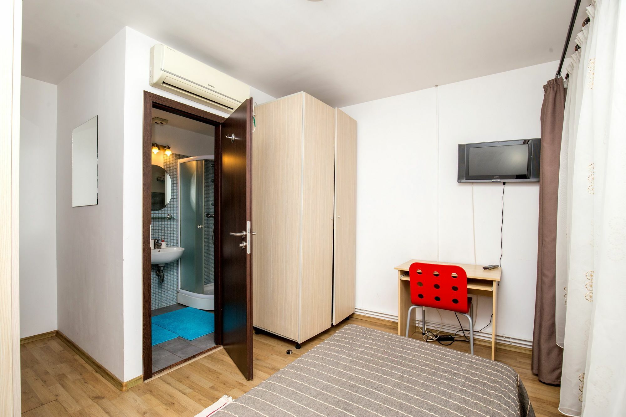Vatra Accommodation Bucureşti Ngoại thất bức ảnh